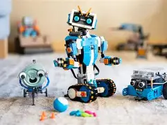 LEGO robots built by learners